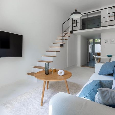 Black And White Apartment Budapest Exterior foto