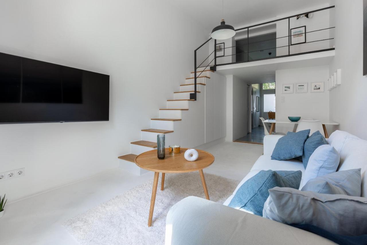 Black And White Apartment Budapest Exterior foto